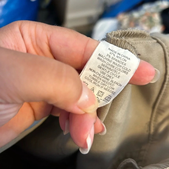 Prana Convertible Women's Hiking Pants - Picture 4 of 6